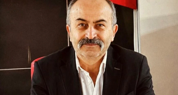 MHP Tokat’ta Bayrak Değişimi: Mustafa İpek Görevi Devrediyor, Gözler Zeki Kurt’ta