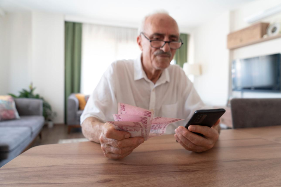 Tokatlı emekliler dikkat: Bankalarda promosyon yarışı yeniden hızlandı