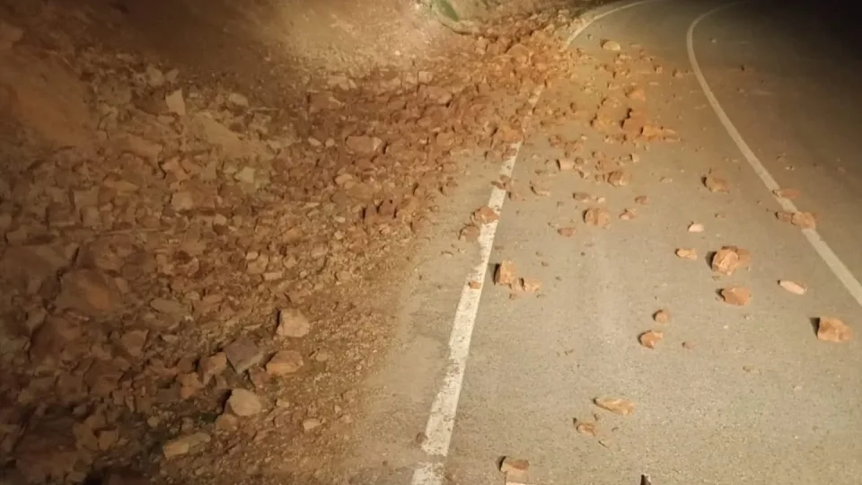 İl Özel İdaresi’nden Hızlı Müdahale: Reşadiye Yolu Yeniden Trafiğe Açıldı