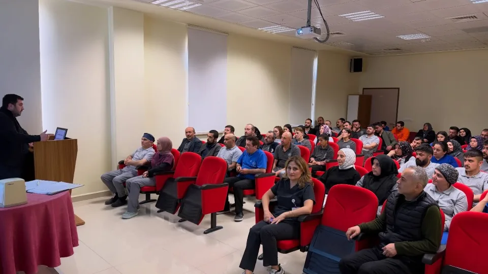 Tokat Zile Devlet Hastanesi Personeline Temizlik ve Hijyen Eğitimi Verildi