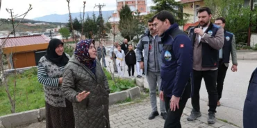 baskan-yazicioglu-sokak-sokak-gezdi-tokatta-vatandasin-sesi-dogrudan-yonetime-tasiniyor